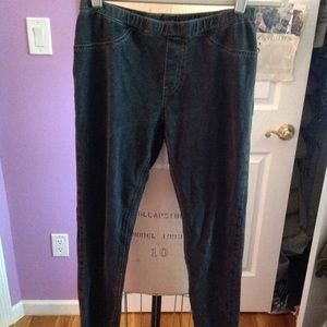 HUE Faded Black Jeggings